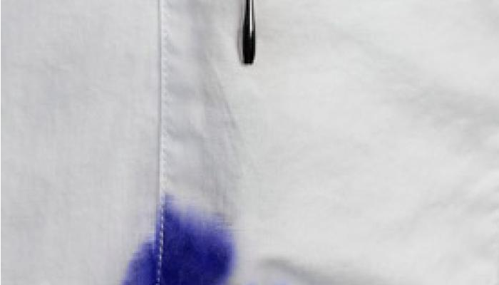 cómo quitar mancha de rotulador de la ropa blanca