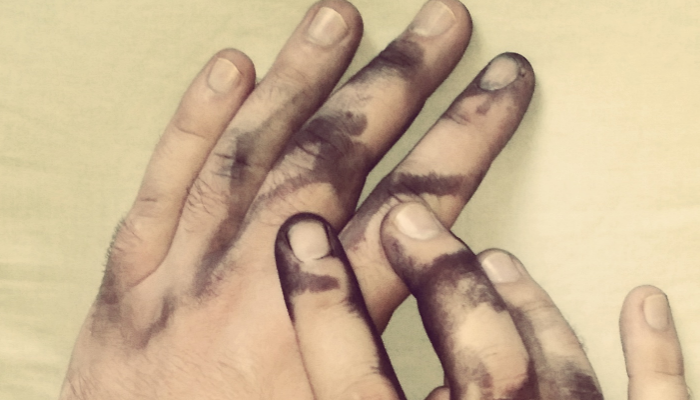Cómo quitar tinta de las manos sin maltratarlas